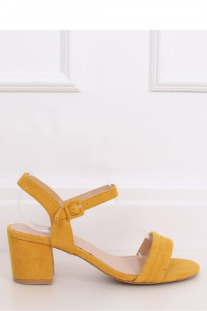 Sandály na podpatku  model 144749 Inello