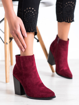 Exkluzívní dámské červené  kotníčkové boty na širokém podpatku