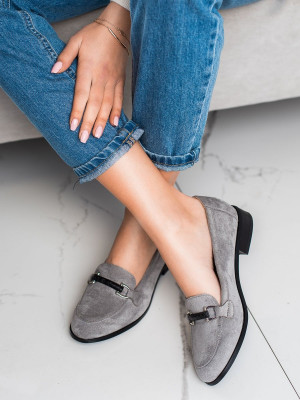 Moderní dámské  mokasíny šedo-stříbrné na plochém podpatku