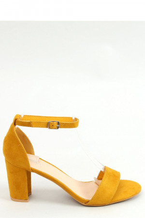 Sandály na podpatku  model 155585 Inello
