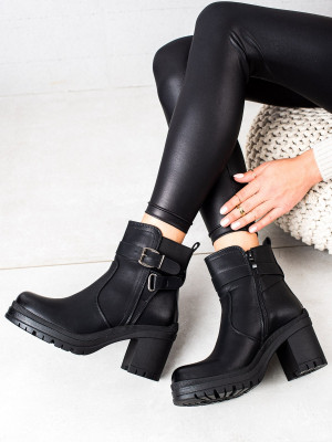 Luxusní černé dámské  kotníčkové boty na širokém podpatku