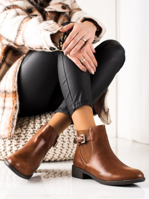 Trendy hnědé  kotníčkové boty dámské na plochém podpatku