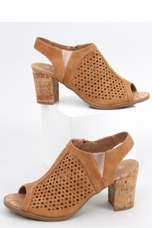 Sandály na podpatku  model 164362 Inello