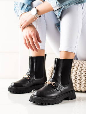 Klasické dámské černé  kotníčkové boty na plochém podpatku