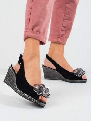 Trendy dámské  sandály černé na klínku
