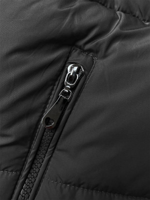 Černá krátká péřová dámská vesta s kapucí (16M9091-392) černá S (36)